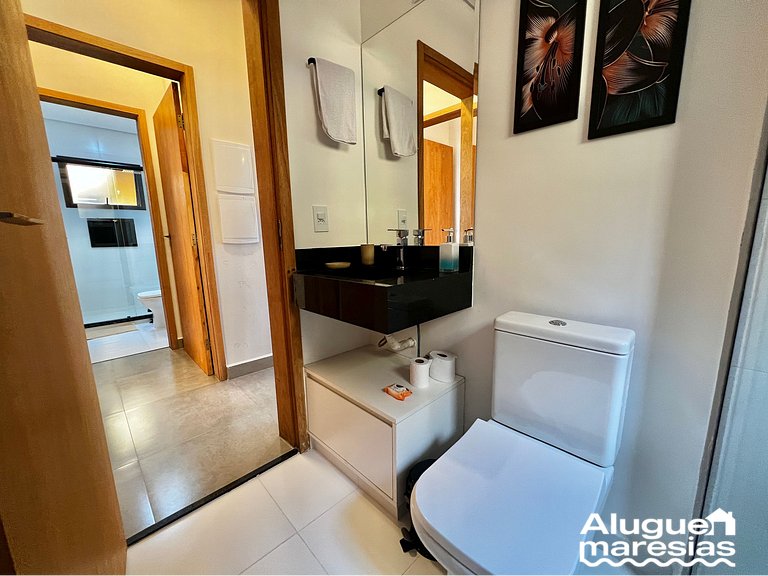 Relax in the Jacuzzi with bath salts 250m from the beach
