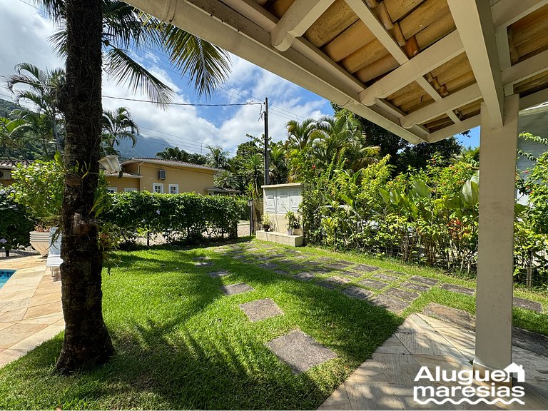 Casa con piscina privada a 150m de la playa de Pauba