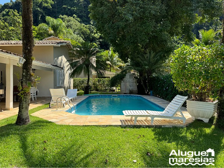 Casa con piscina privada a 150m de la playa de Pauba