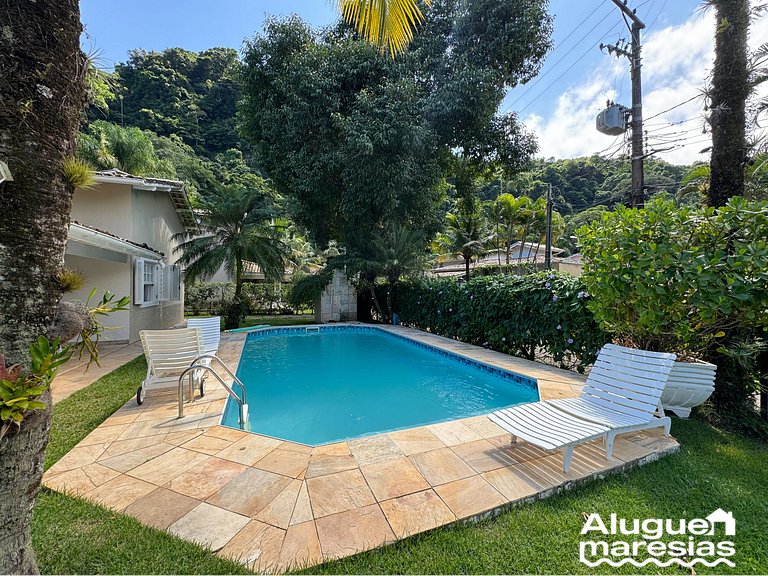 Casa con piscina privada a 150m de la playa de Pauba