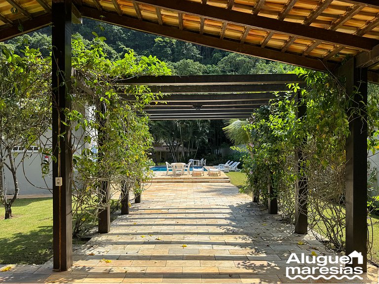 Casa con piscina privada a 150m de la playa de Pauba