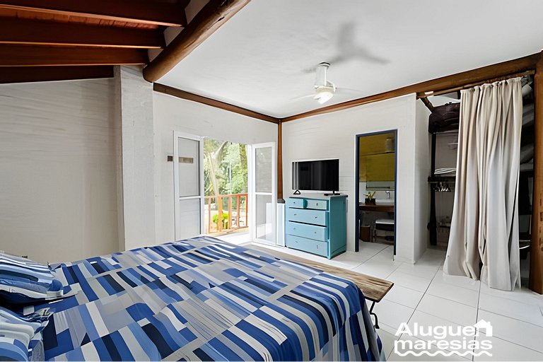 Piscina privada, 3 suites con aire acondicionado.