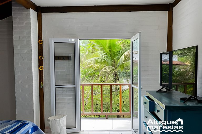 Piscina privada, 3 suites con aire acondicionado.