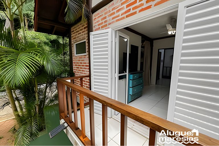 Piscina privada, 3 suites con aire acondicionado.