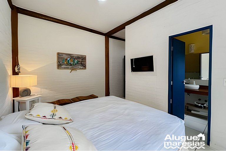 Piscina privada, 3 suites con aire acondicionado.