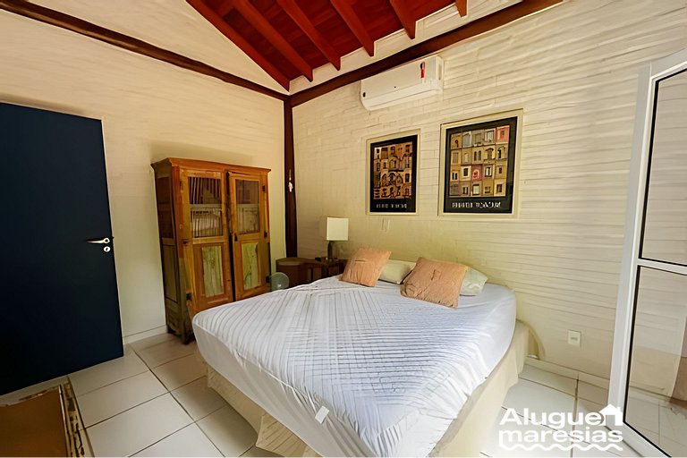 Piscina privada, 3 suites con aire acondicionado.