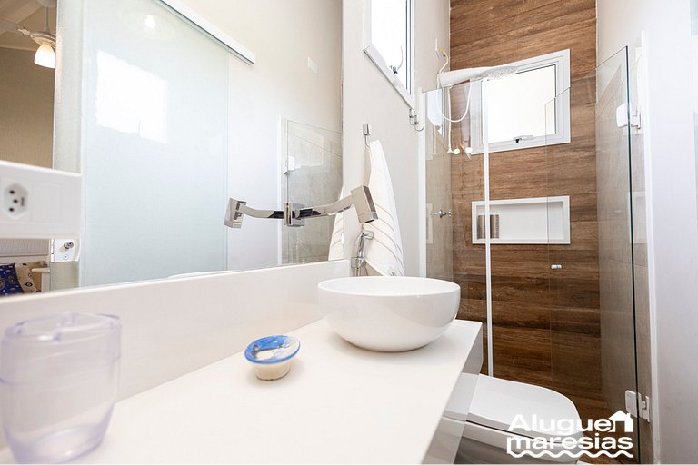 Charming and Modern House - Prime Location