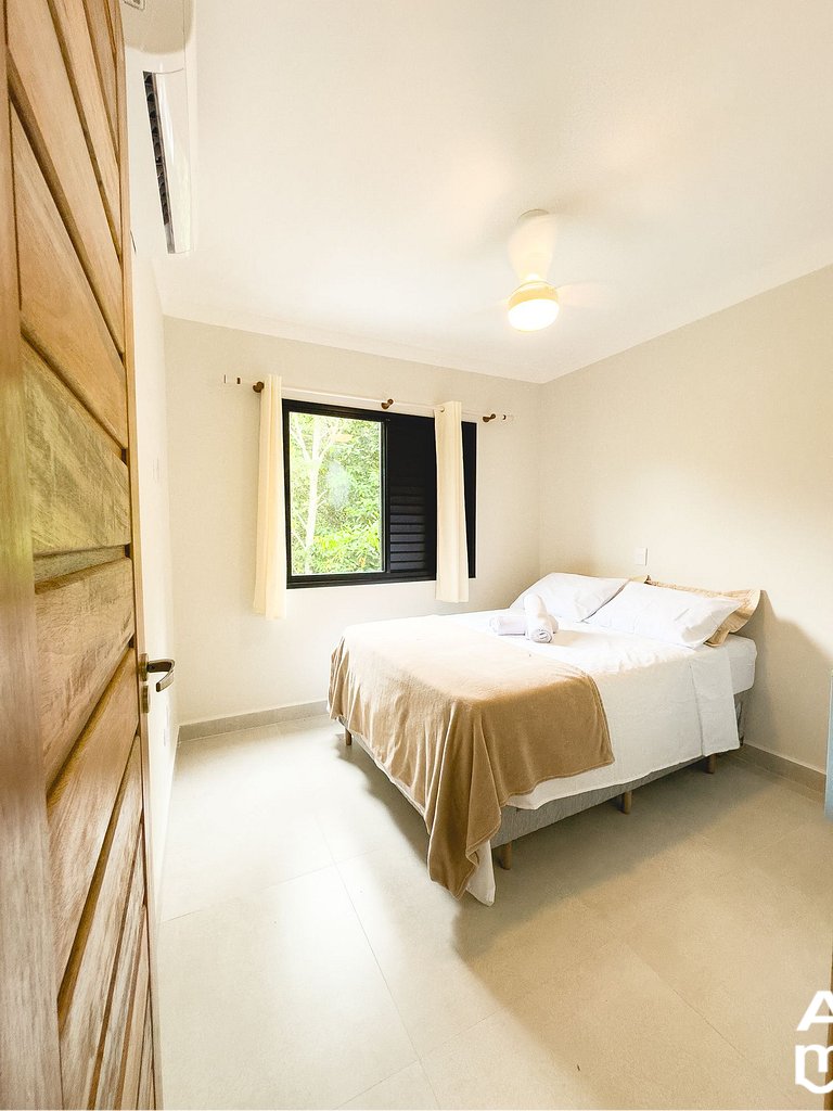 Piscina | Aire acondicionado | Ropa de cama