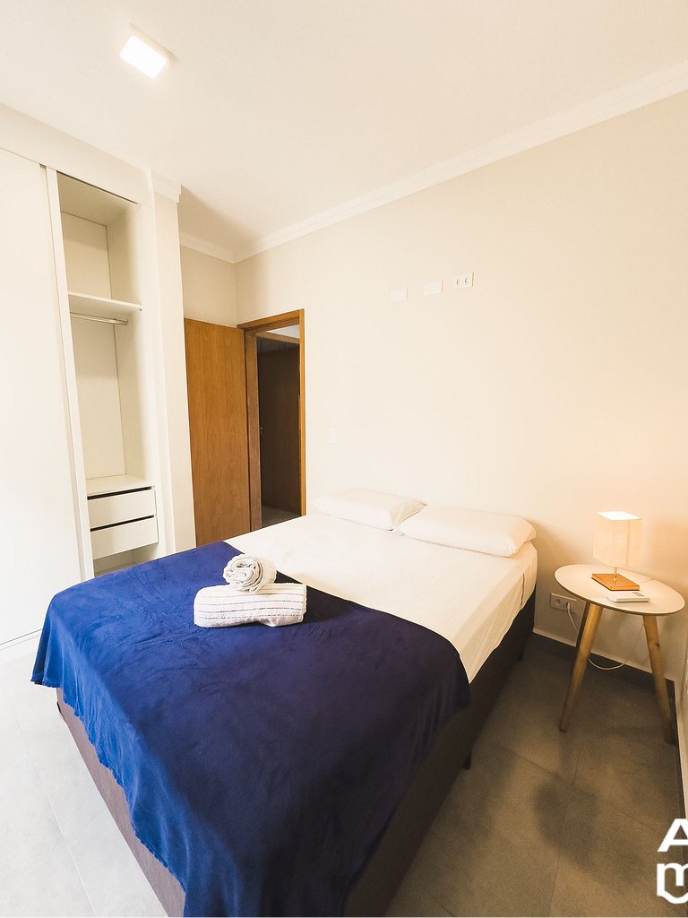 Relax in the Jacuzzi with bath salts 250m from the beach