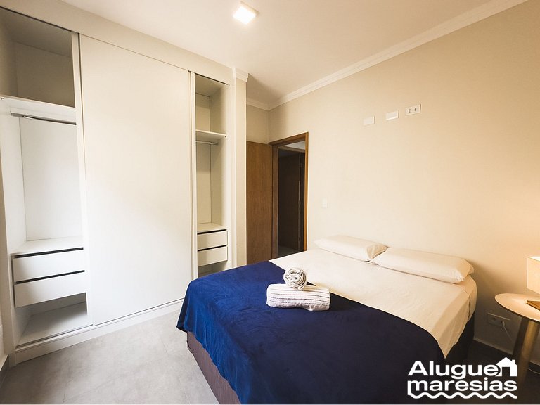 Relax in the Jacuzzi with bath salts 250m from the beach