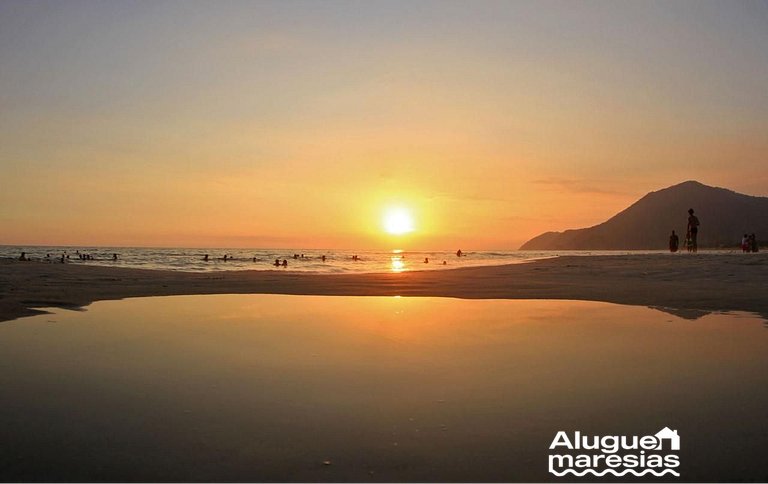 Nascer do Sol a 600m da Praia (Maresias)