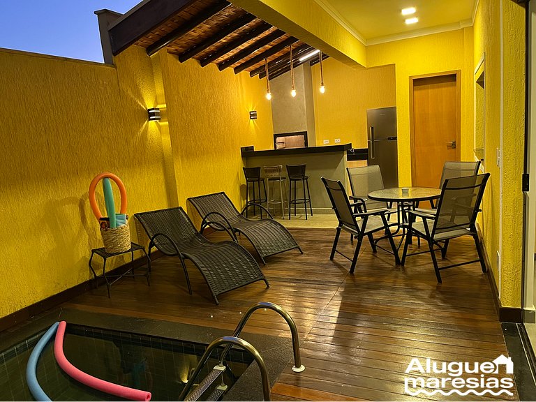 Private pool, 250 meters from the beach