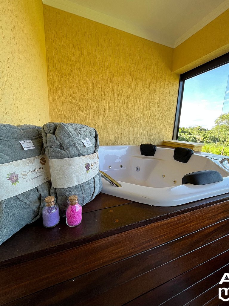Relaxe na Jacuzzi com sais de banho á 250m da Praia