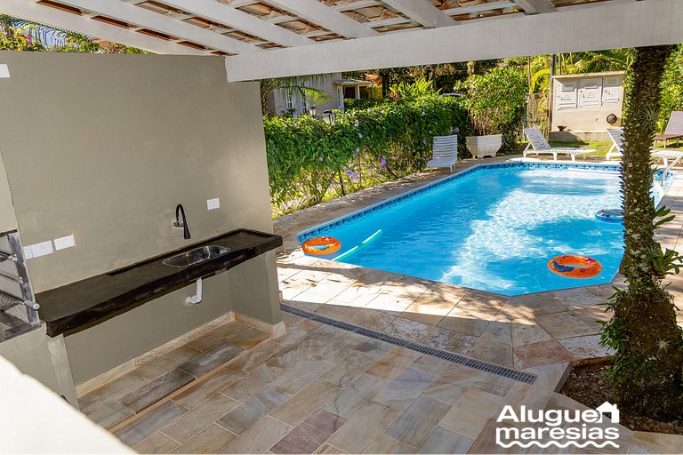 Casa com Piscina Privativa a 150m da Praia de Pauba