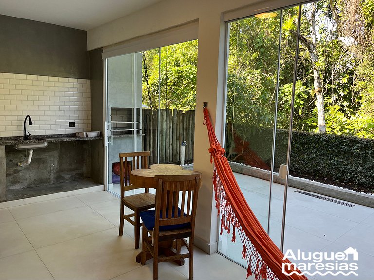 400m from the beach | Bed linen & towels