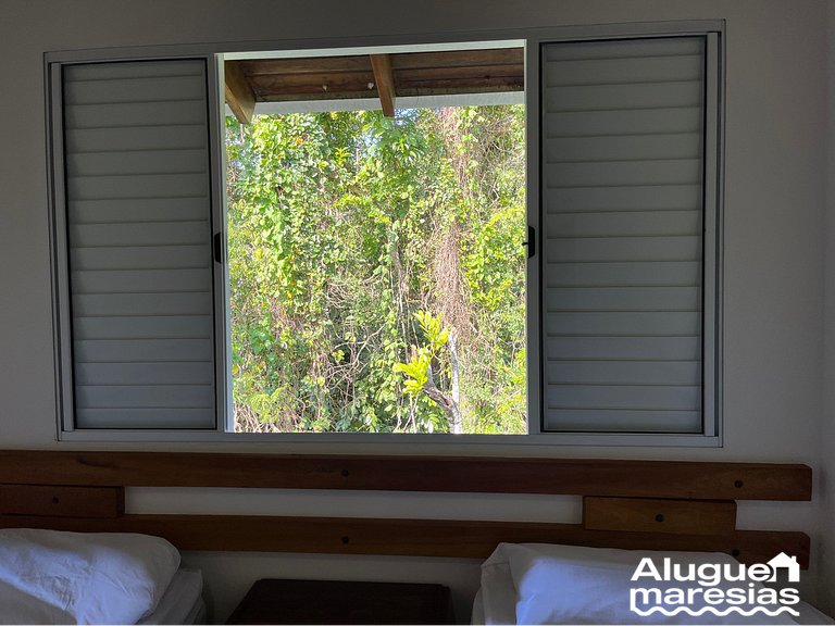 400m from the beach | Bed linen & towels