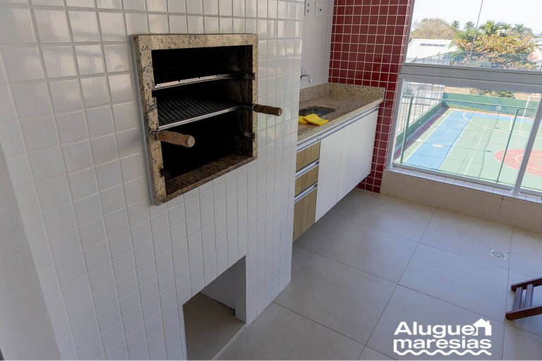 250m do mar, Piscina e Roupas de Cama