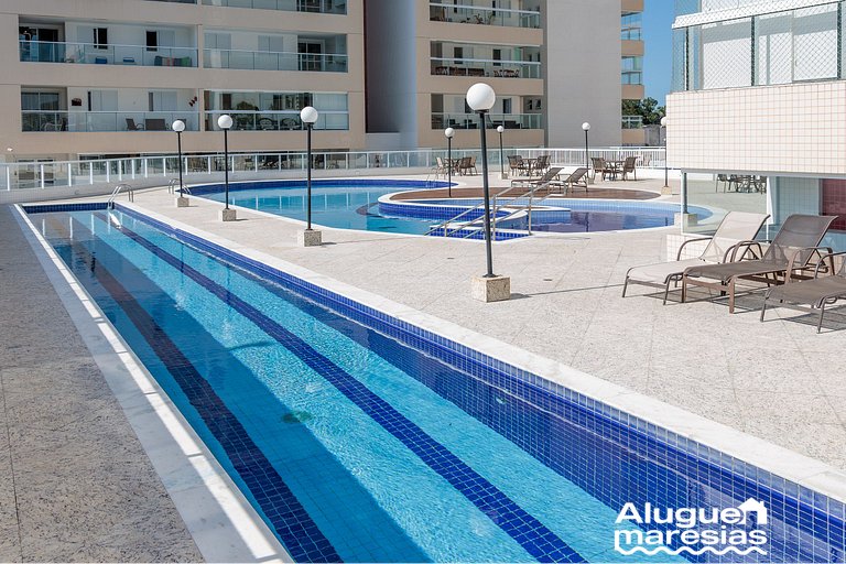 250m do mar, Piscina e Roupas de Cama