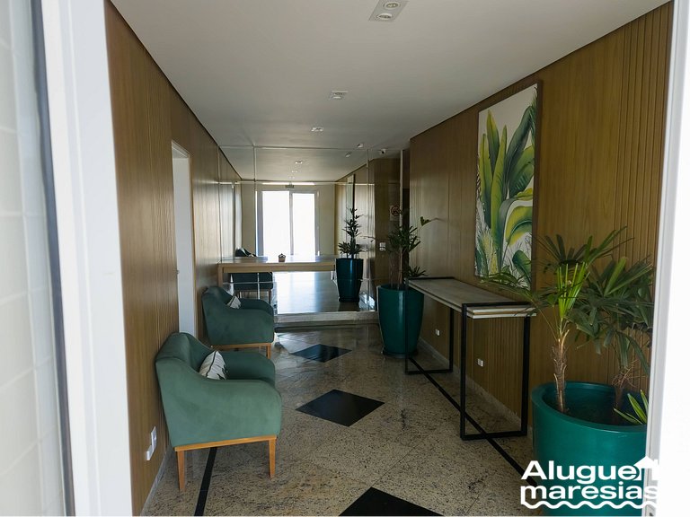 250m from the sea, swimming pool and bed linen