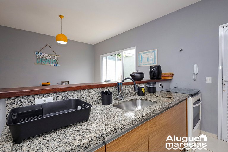 Charming house 2 minutes from the beach