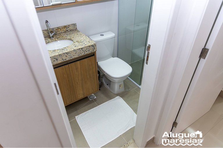 250m do mar, Piscina e Roupas de Cama